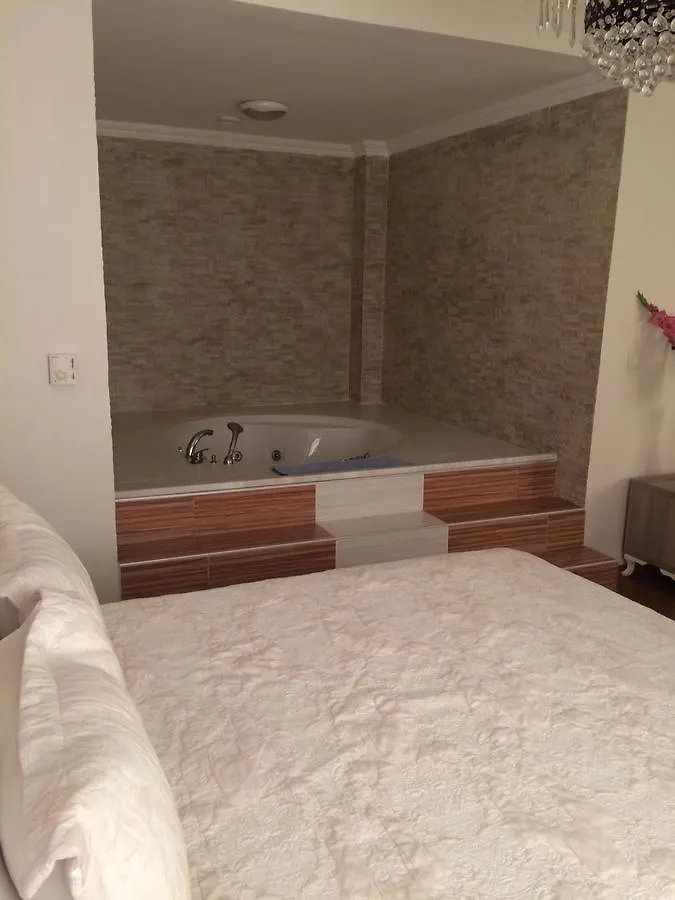 Legend Hotel Tem Istanbul 3*,